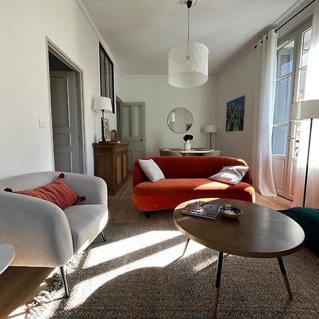 Nimes , Appartement Renove Dans Immeuble Classe. المظهر الخارجي الصورة