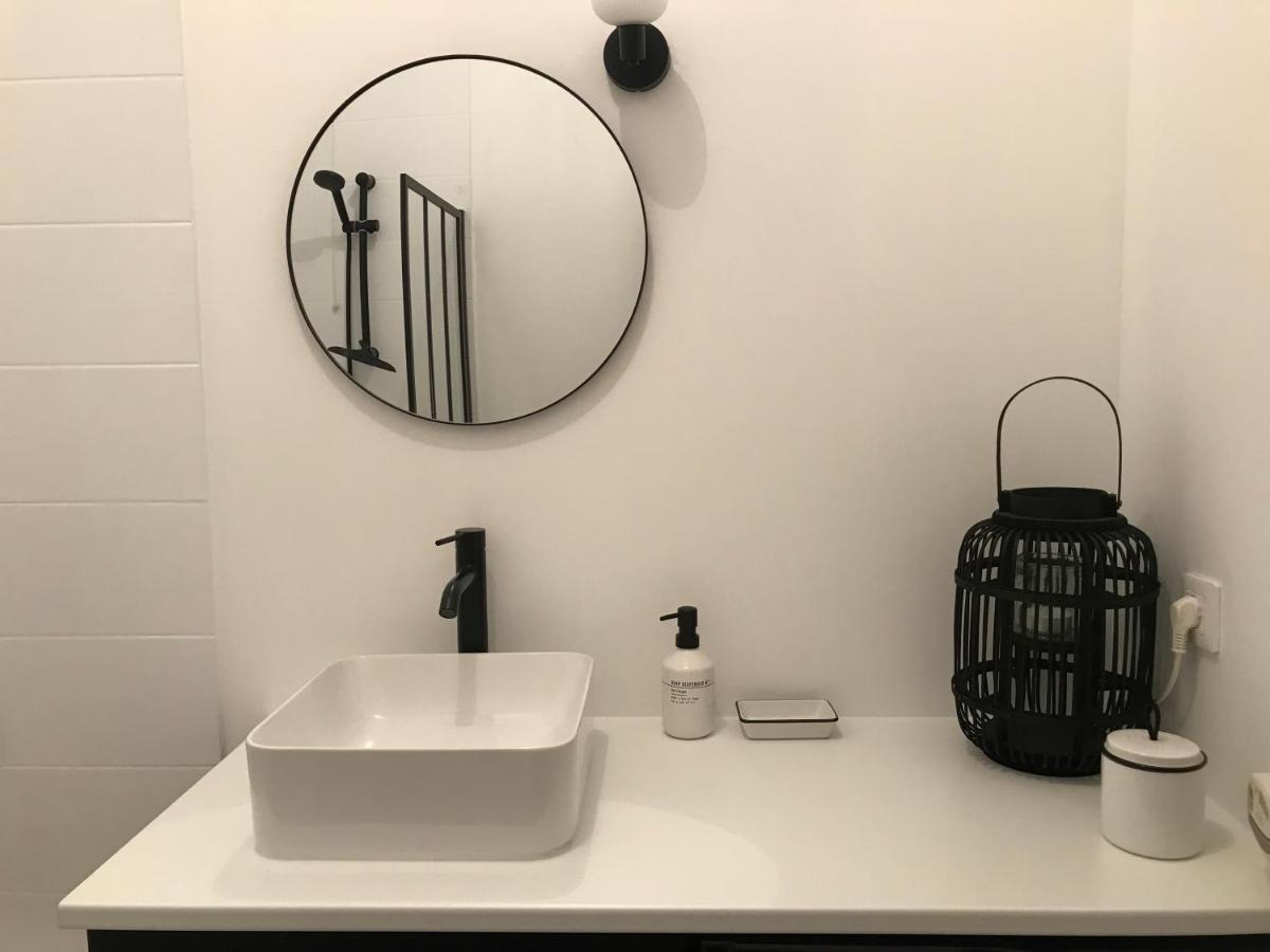 Nimes , Appartement Renove Dans Immeuble Classe. المظهر الخارجي الصورة
