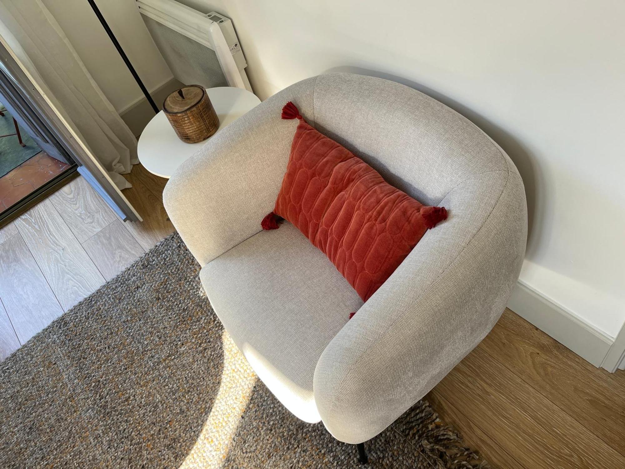 Nimes , Appartement Renove Dans Immeuble Classe. المظهر الخارجي الصورة